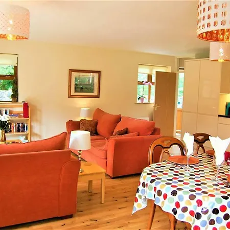 Holiday home Rosewood *