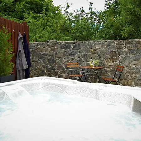 Holiday home Rosewood *